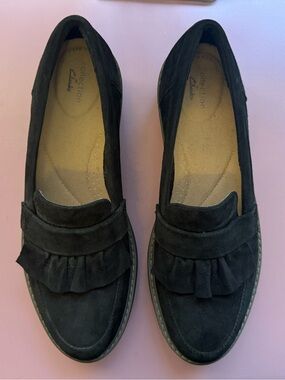 Clark’s NARROW loafers